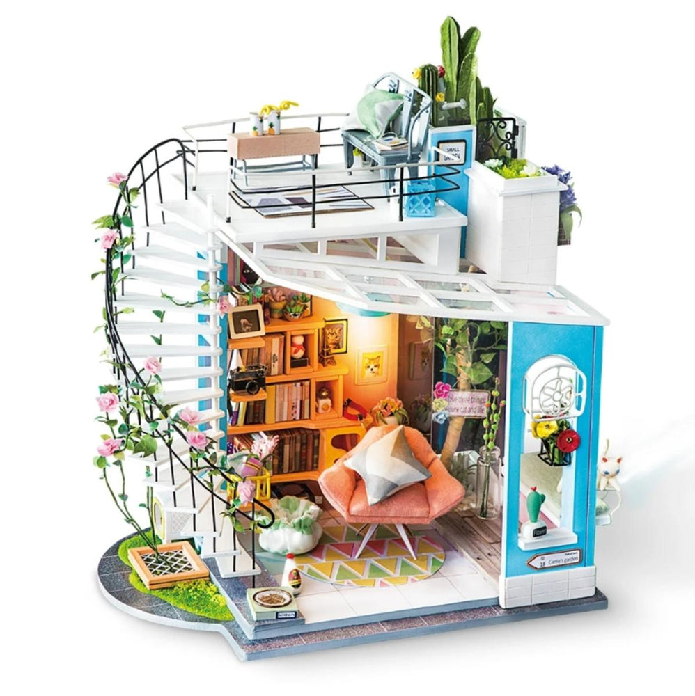 DIY House - Dora's Loft