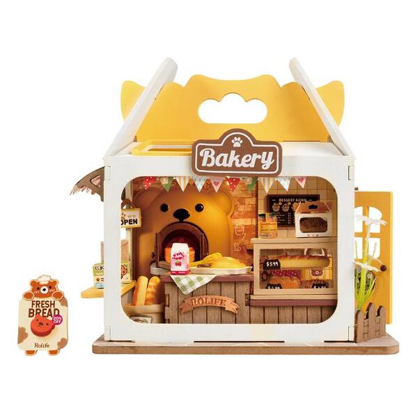 DIY House - Teddy's Breadbox