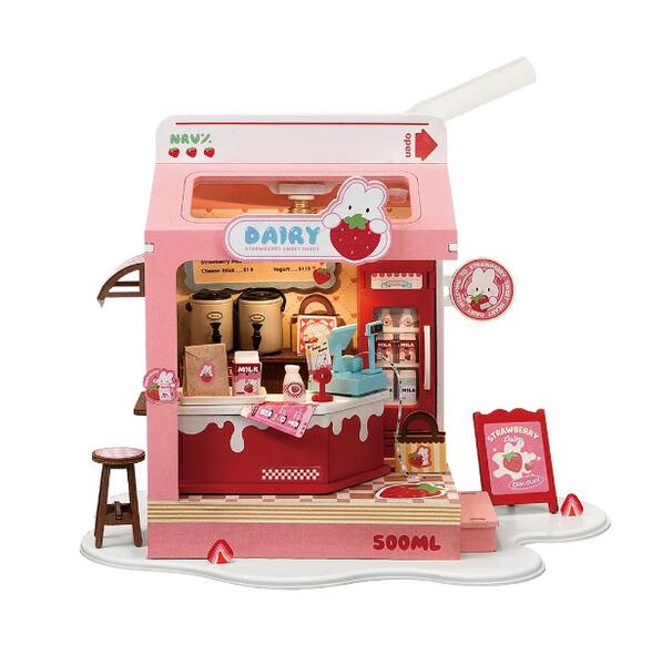 DIY House - Strawberry Milk Box