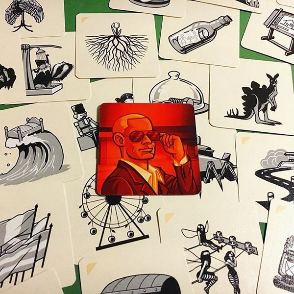 Codenames: Pictures